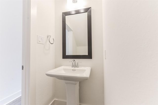 10916 Keaton Landing Drive, Houston, TX 77043