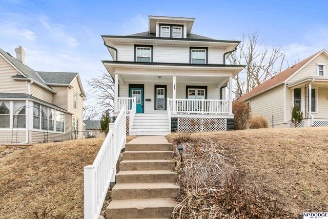823 S 36th Street, Omaha, NE 68105