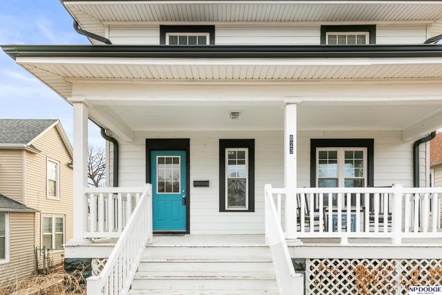 823 S 36th Street, Omaha, NE 68105