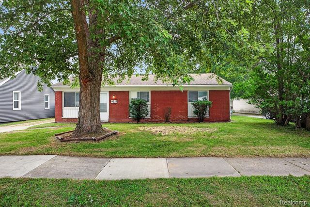 4323 Grace Avenue, Wayne, MI 48184