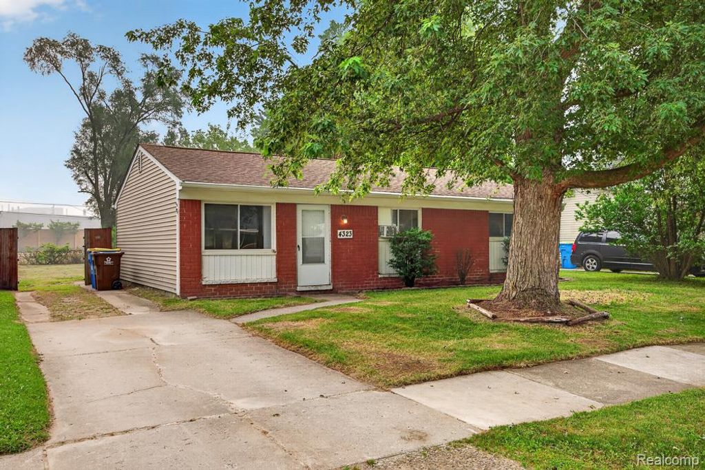 4323 Grace Avenue, Wayne, MI 48184