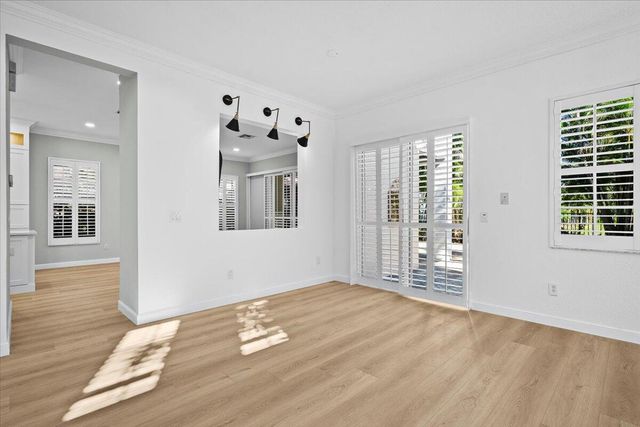 1062 Vintner Boulevard, Palm Beach Gardens, FL 33410