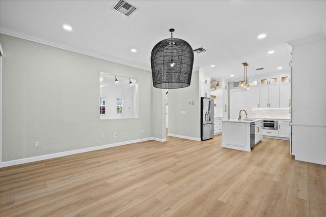 1062 Vintner Boulevard, Palm Beach Gardens, FL 33410