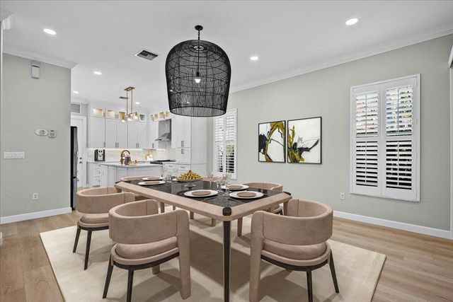 1062 Vintner Boulevard, Palm Beach Gardens, FL 33410