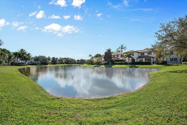 1062 Vintner Boulevard, Palm Beach Gardens, FL 33410