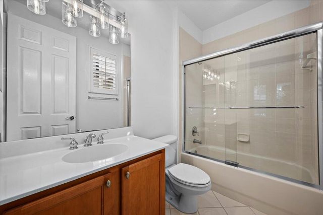 1062 Vintner Boulevard, Palm Beach Gardens, FL 33410