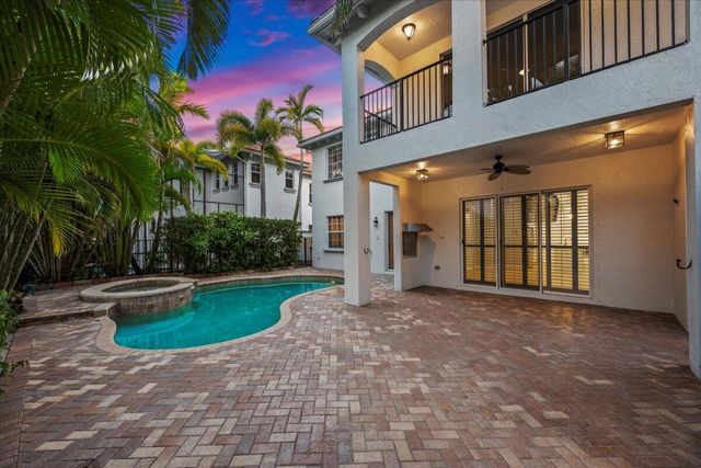 1062 Vintner Boulevard, Palm Beach Gardens, FL 33410