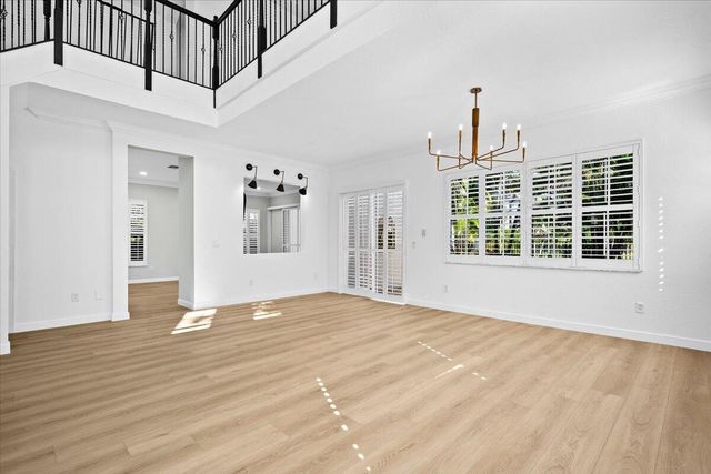 1062 Vintner Boulevard, Palm Beach Gardens, FL 33410