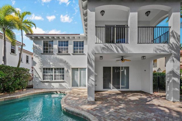 1062 Vintner Boulevard, Palm Beach Gardens, FL 33410