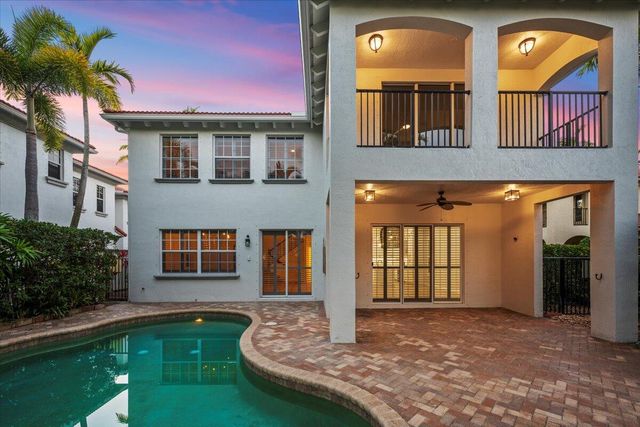 1062 Vintner Boulevard, Palm Beach Gardens, FL 33410