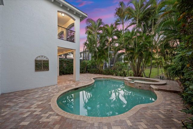 1062 Vintner Boulevard, Palm Beach Gardens, FL 33410