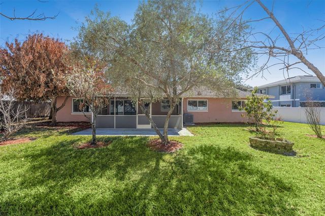 6812 TAMARIND CIRCLE, Orlando, FL 32819