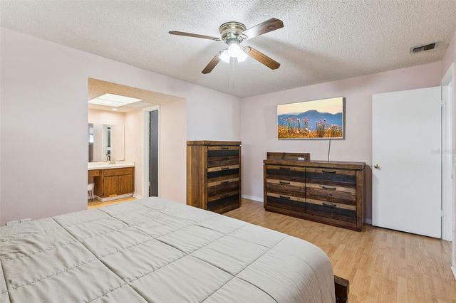 6812 TAMARIND CIRCLE, Orlando, FL 32819