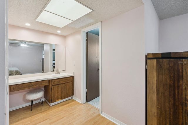 6812 TAMARIND CIRCLE, Orlando, FL 32819