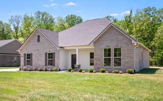 8803 Turnbull Dr, Pleasant View, TN 37146