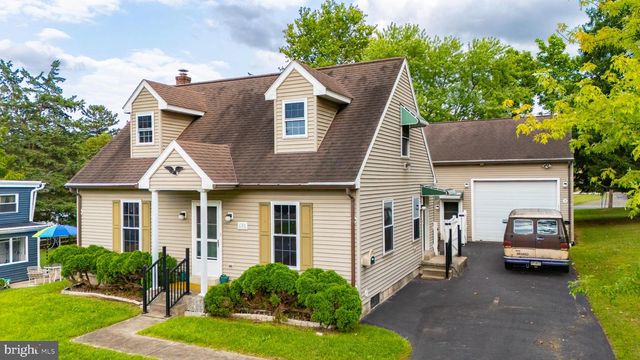 626 SHEERLUND RD, Reading, PA 19607