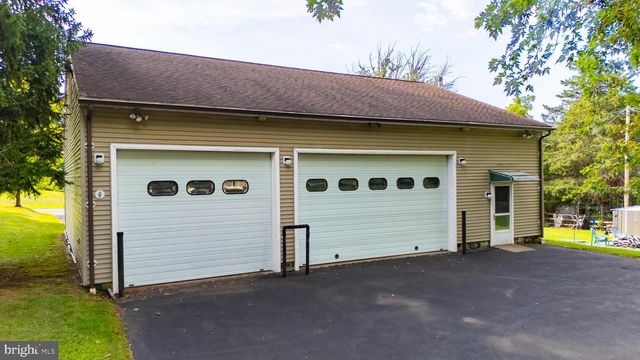 626 SHEERLUND RD, Reading, PA 19607