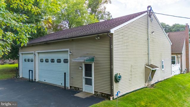 626 SHEERLUND RD, Reading, PA 19607