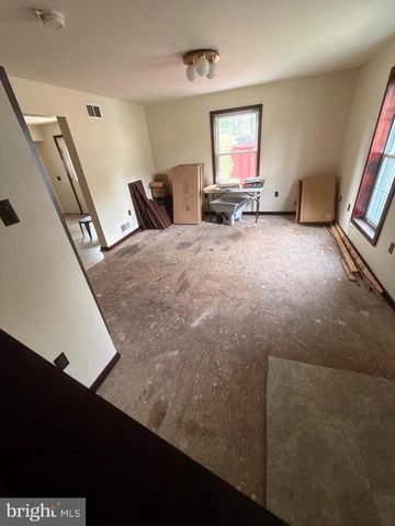 626 SHEERLUND RD, Reading, PA 19607