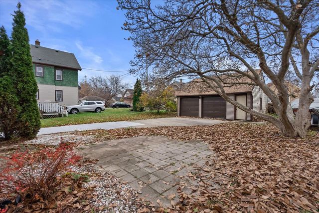 3045 N 60th STREET, Milwaukee, WI 53210