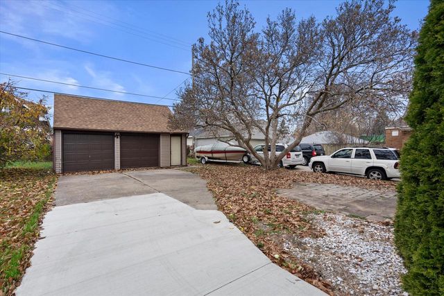 3045 N 60th STREET, Milwaukee, WI 53210