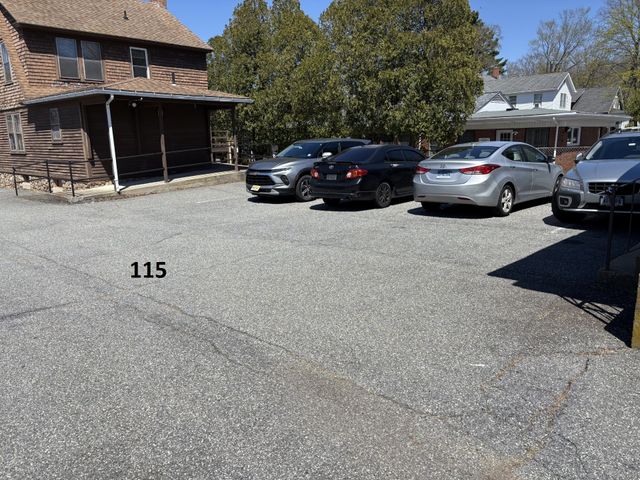 113-115 Lafayette Street, Norwich, CT 06360