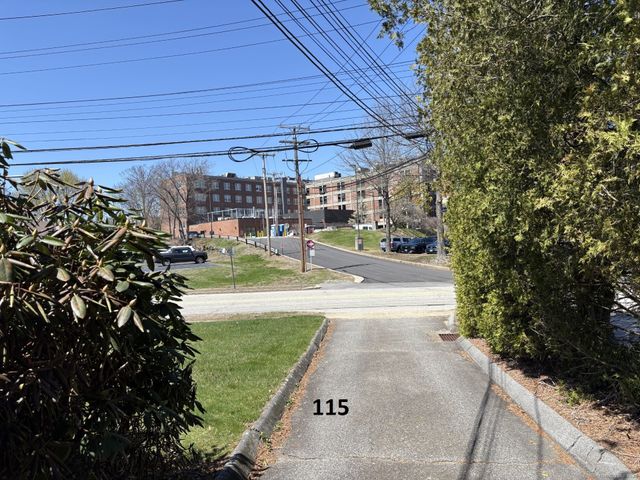 113-115 Lafayette Street, Norwich, CT 06360