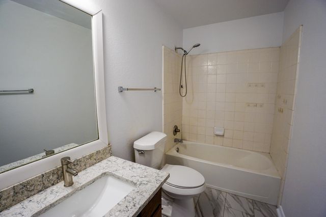 801 Cisco Valley CV, Round Rock, TX 78664