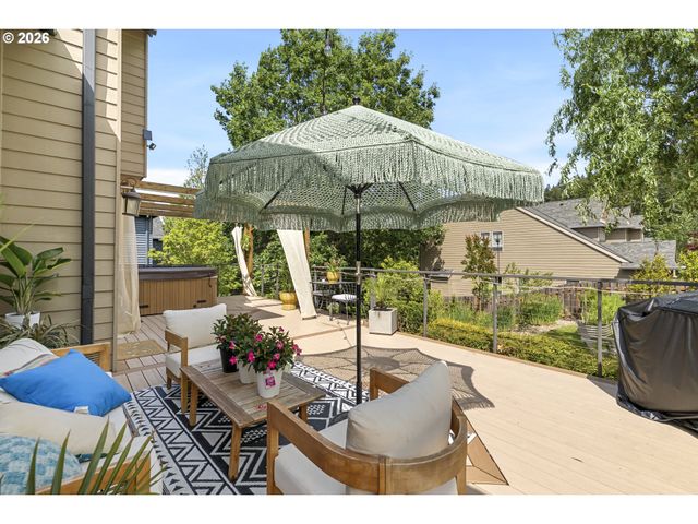 12988 Sw 147TH Pl, Portland, OR 97223