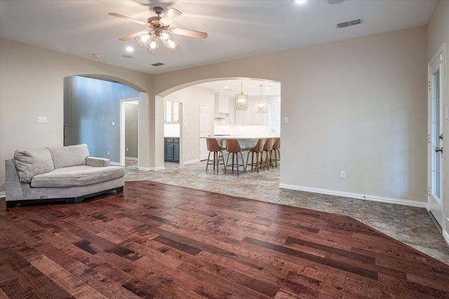 6812 Valley Brook, Frisco, TX 75035