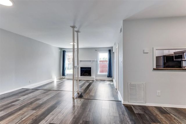 906 Turtle Cove 146, Irving, TX 75060