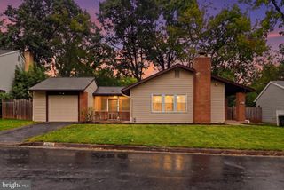 268 W MEADOWLAND LN, Sterling, VA 20164