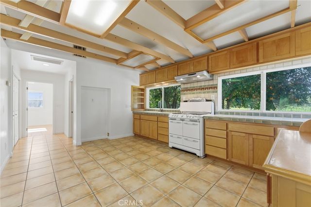 20095 Gustin, Perris, CA 92570