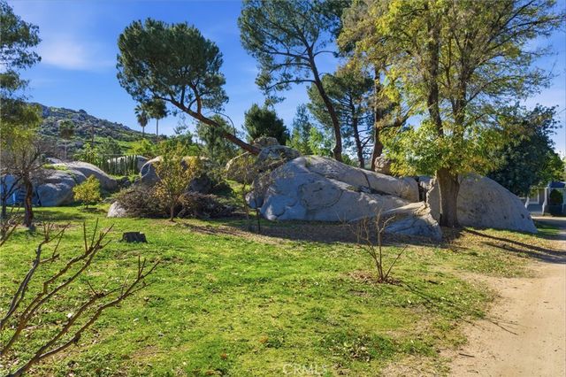 20095 Gustin, Perris, CA 92570