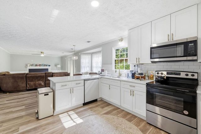 5052 Wind Point, Stone Mountain, GA 30088