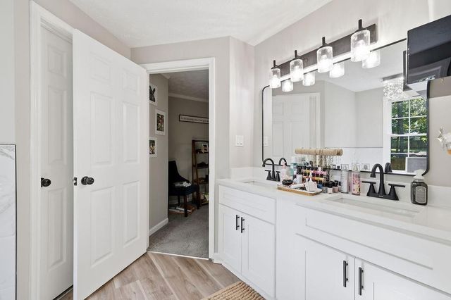 5052 Wind Point, Stone Mountain, GA 30088