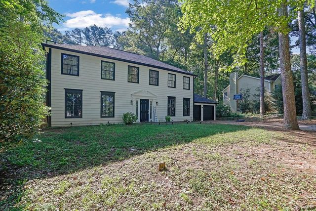 5052 Wind Point, Stone Mountain, GA 30088