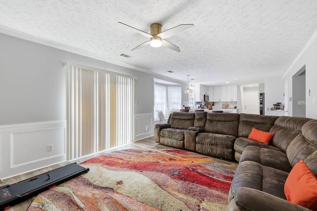 5052 Wind Point, Stone Mountain, GA 30088