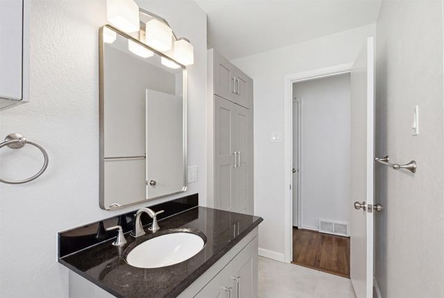 4419 Abrams Road, Dallas, TX 75214