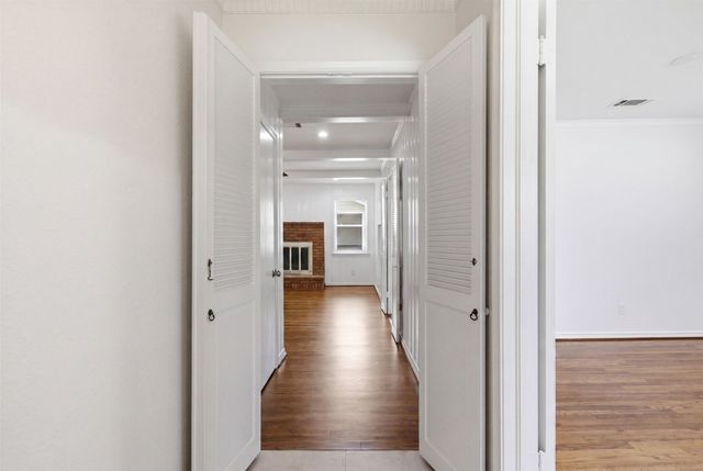 4419 Abrams Road, Dallas, TX 75214