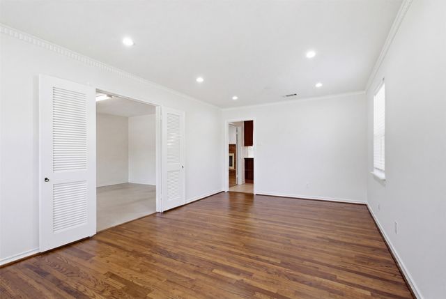 4419 Abrams Road, Dallas, TX 75214