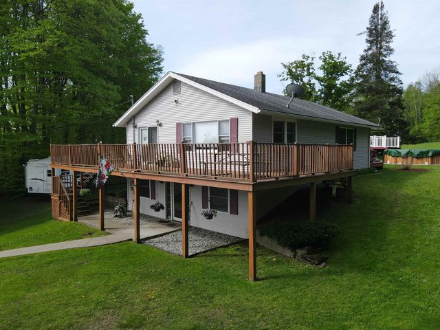87 Stage Road, Brookfield, VT 05036