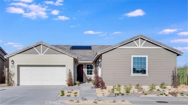 17613 Bassets Street, Hesperia, CA 92345