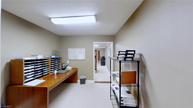 4217 Meadowbrook View Road, Thomasville, NC 27360