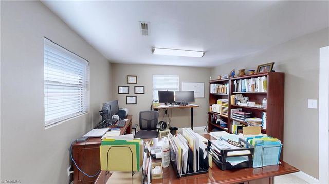 4217 Meadowbrook View Road, Thomasville, NC 27360
