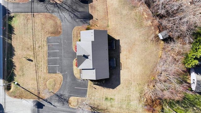 4217 Meadowbrook View Road, Thomasville, NC 27360