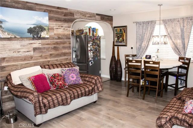 838 W Brockton, Redlands, CA 92374