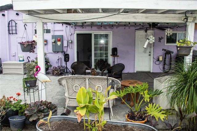 838 W Brockton, Redlands, CA 92374