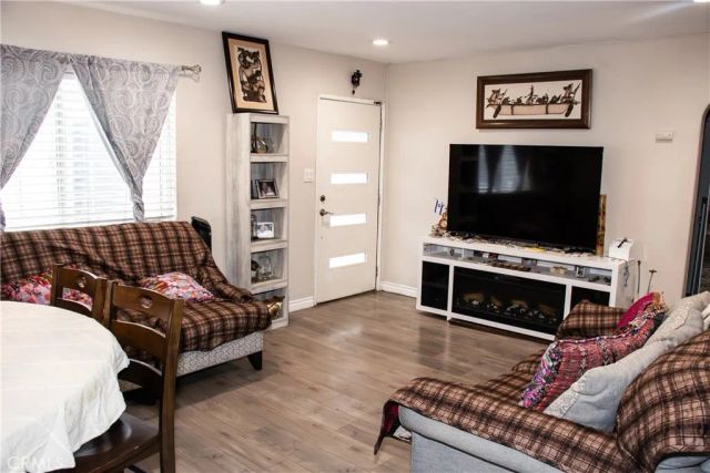 838 W Brockton, Redlands, CA 92374