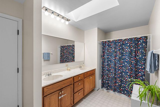 1358 W 94th Court, Crown Point, IN 46307